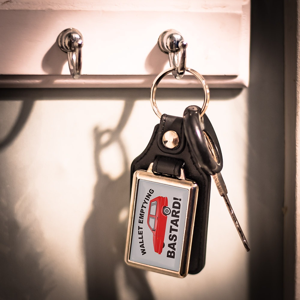 Leather Look Keyring – Mk2 Reliant Robin - Various Colours - Image 3